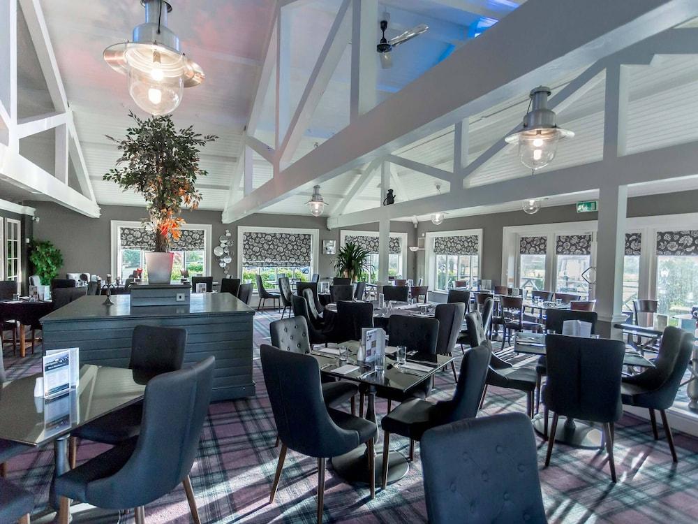Hotel Рексъм Екстериор снимка
